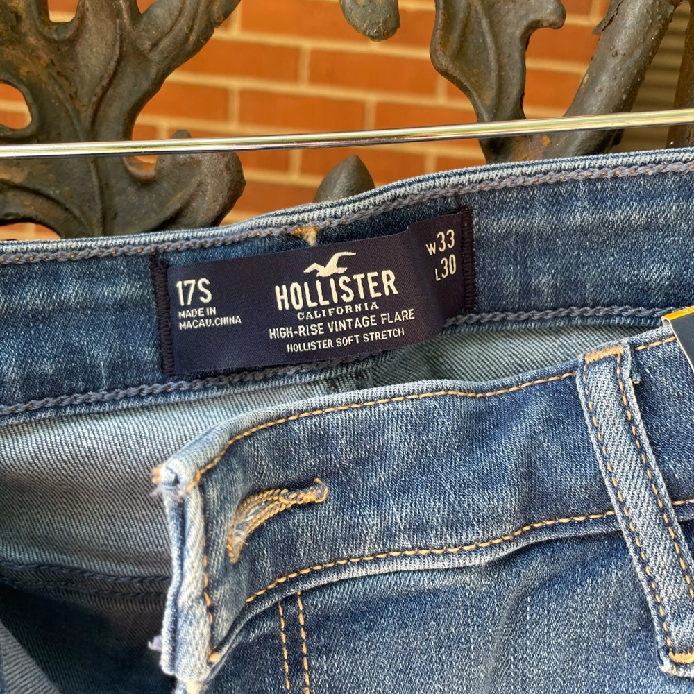 Hollister patchwork flare jeans 17 short NWT❤️❤️😊 - Picture 2 of 4